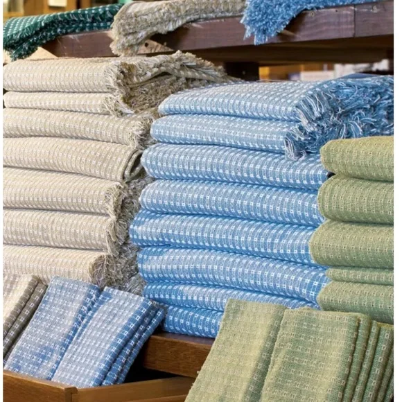 Vermont Country Store Mountain Weavers Tablecloth- Sage - Picture 1 of 6